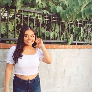 Meet your Posher, Maggaly